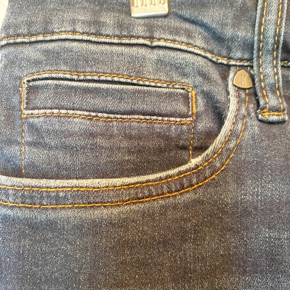 Kut from the Kloth Fab AB High Rise Distressed Boyfriend - Picture 5 of 10